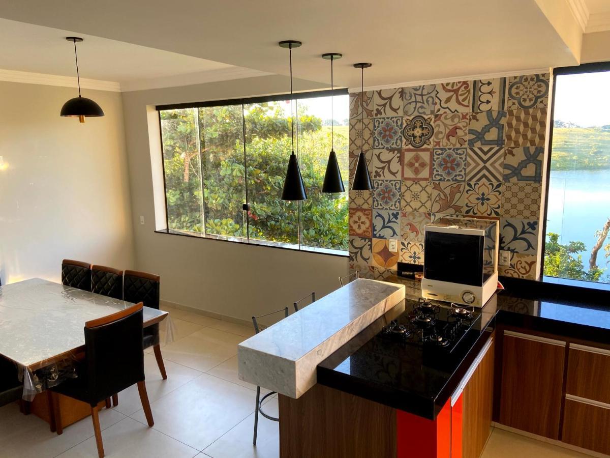 Casa Com Piscina Fundo Pra Represa E Ar Condicionado Casinhabrancadevaranda Ijaci Exterior foto