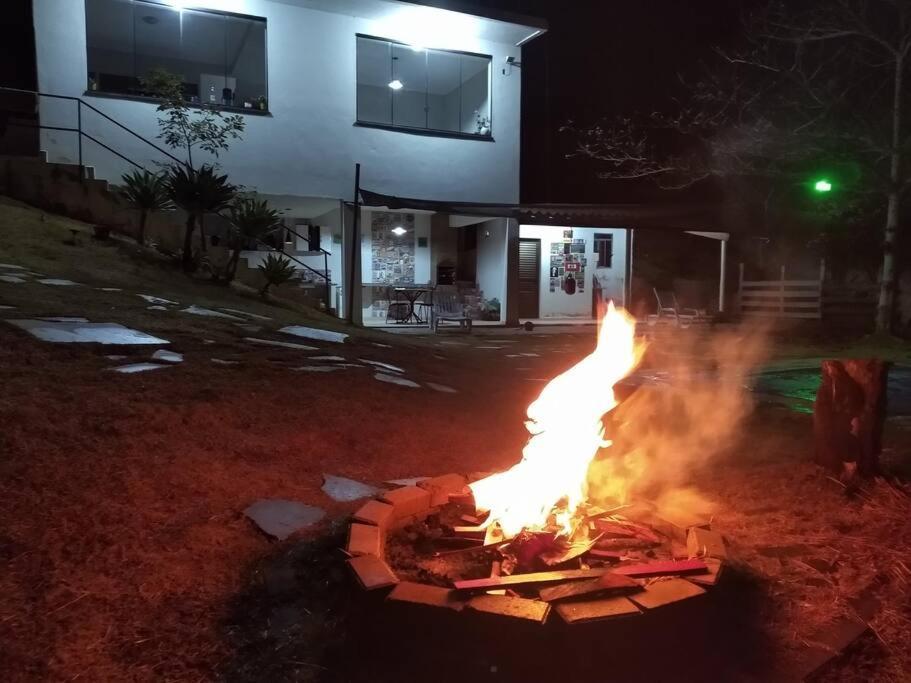 Casa Com Piscina Fundo Pra Represa E Ar Condicionado Casinhabrancadevaranda Ijaci Exterior foto